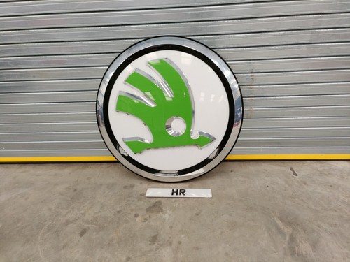 Genuine forecourt large skoda - large,