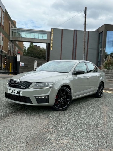 Skoda octavia vrs tfsi - 2.0,